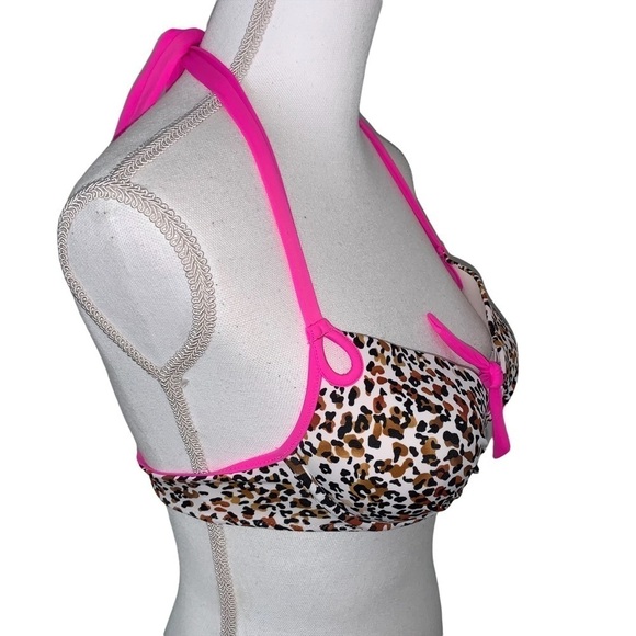 Victoria’s Secret Bikini Top, 32C - Picture 2 of 6